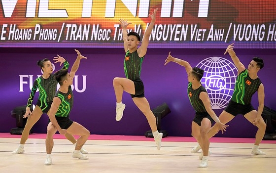 Aérobic le Vietnam remporte pour la première fois une médaille d or au Championnat du monde